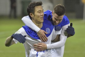 开云体育-热那亚老牌球员状态回勇，球队士气高涨(八一足球队著名前锋)