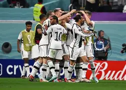 开云体育-强强对话！欧洲豪门球队的火爆对决()  第2张