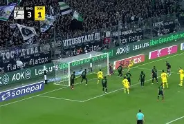 开云体育app-塞尔维亚女足门将连续扑出射门，力保大局！(俄罗斯塞尔维亚女足)  第2张