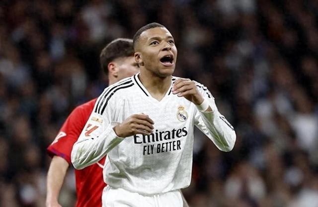 开云体育-塞维利亚队主场告捷，球队状态回勇()  第2张