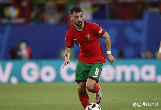 开云体育登录-葡萄牙主帅因队员伤病不断遭到质疑()  第1张