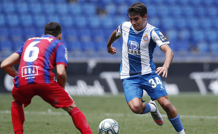 kaiyun app-前锋中锋后卫篮球图解  第1张