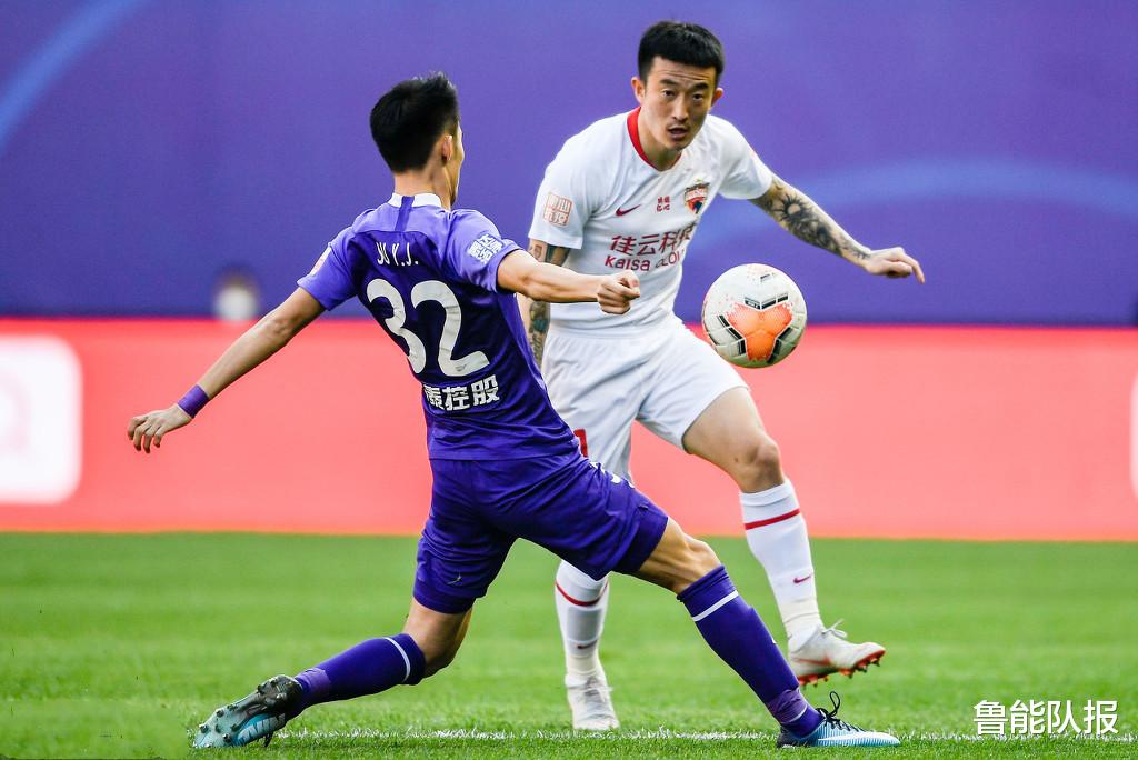 开云体育入口-安科纳主场大胜莱切，保级形势稍显乐观()  第2张