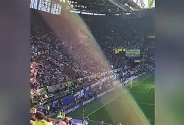 kaiyun sports-瓜德罗晋升主帅，波兰队再度振作(波兰男足主帅桑托斯)  第2张