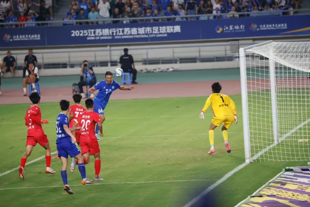 开云体育娱乐app-江苏队球员发挥巅峰，取得不俗战绩()  第2张