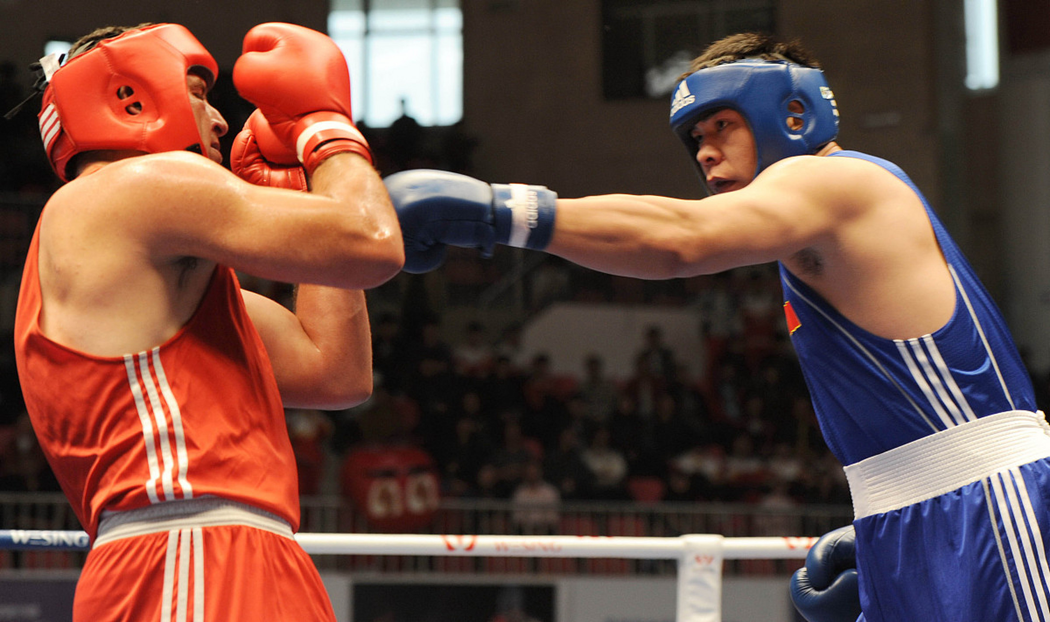 开云手机入口-赛场上激情角逐爆燃全场  第2张